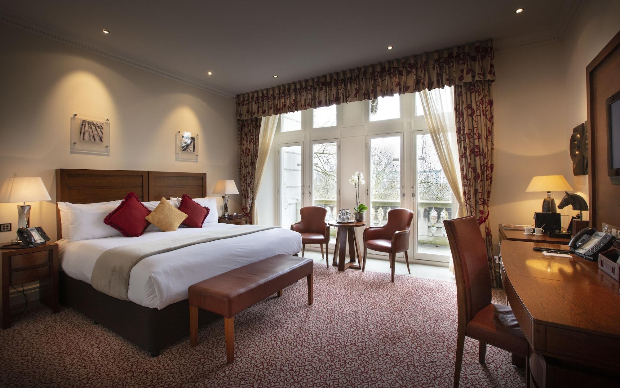 The Royal Horseguards Hotel, Отель 4*