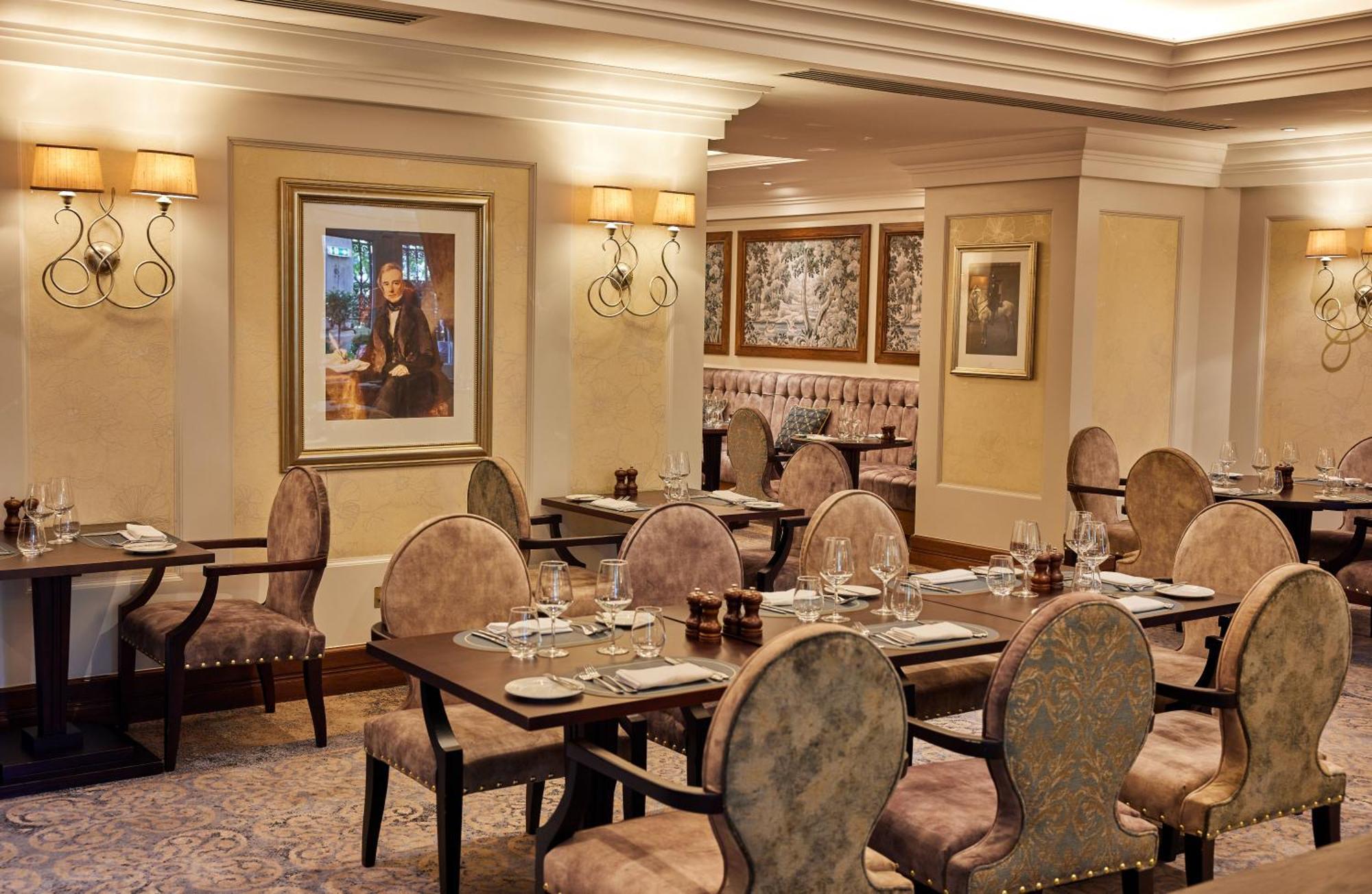 Отель The Royal Horseguards Hotel, 4*